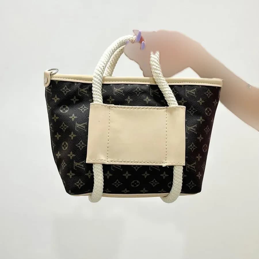کیف دستی و دوشی زنانه چرم مصنوعی کد 1384 — تصویر ۸