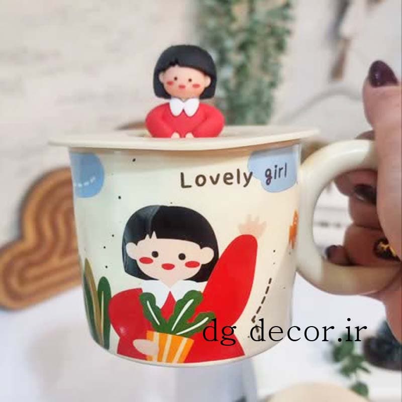 ماگ سرامیکی درب سیلیکونی طرح دخترانه — تصویر ۳