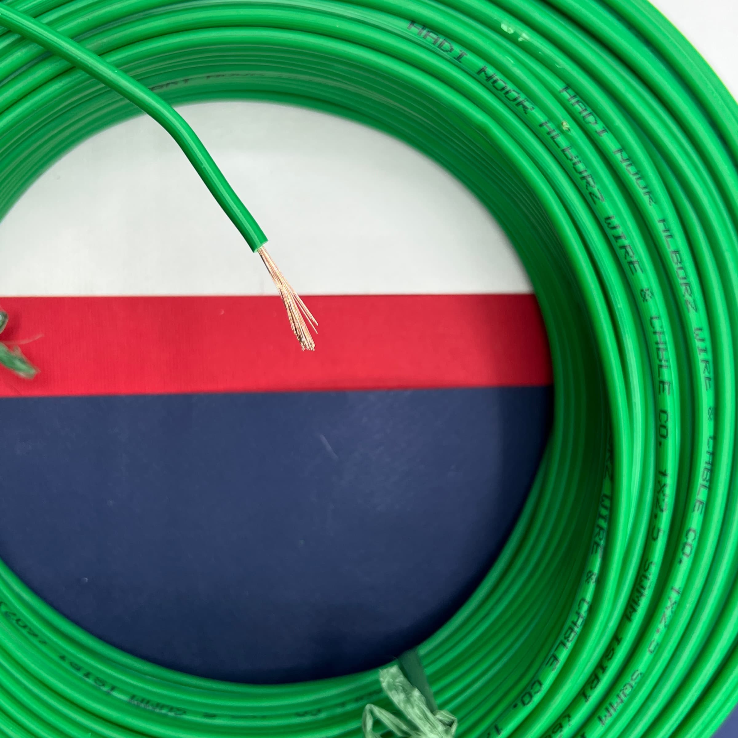 سیم برق افشان 1 در 1.5 و 1 در 2.5 هادی نور البرز مدل 2.5G – 1.5B بسته دو عددی — تصویر ۵