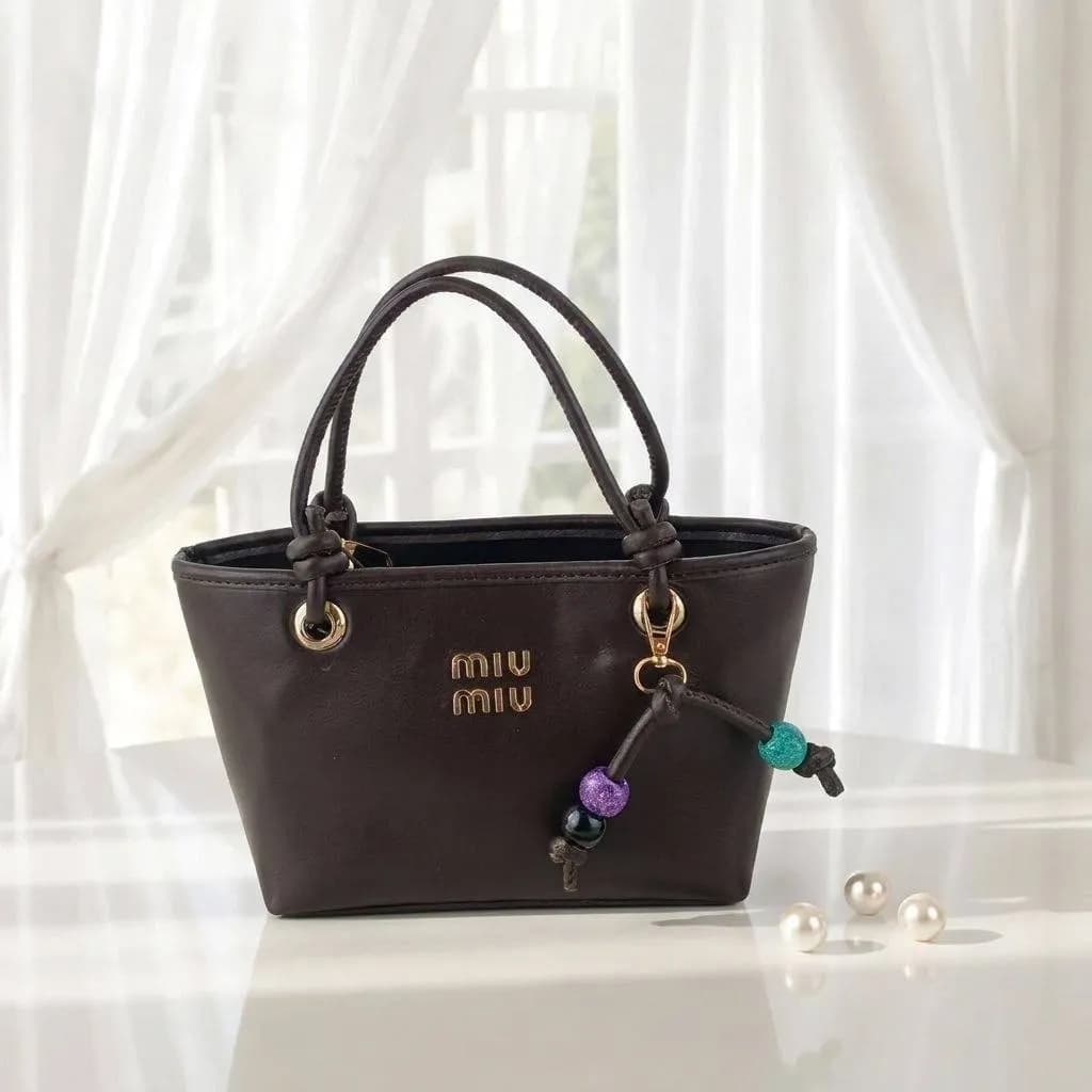 کیف زنانه دستی جدید MIU MIU چهار رنگ کد 7106 — تصویر ۲