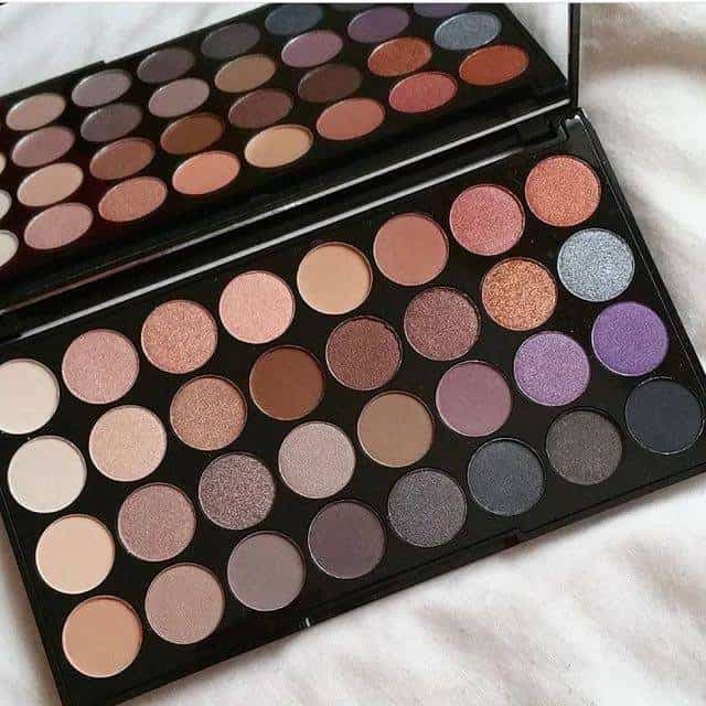 پالت سایه فلاولس رولوشن revolution affirmation palette