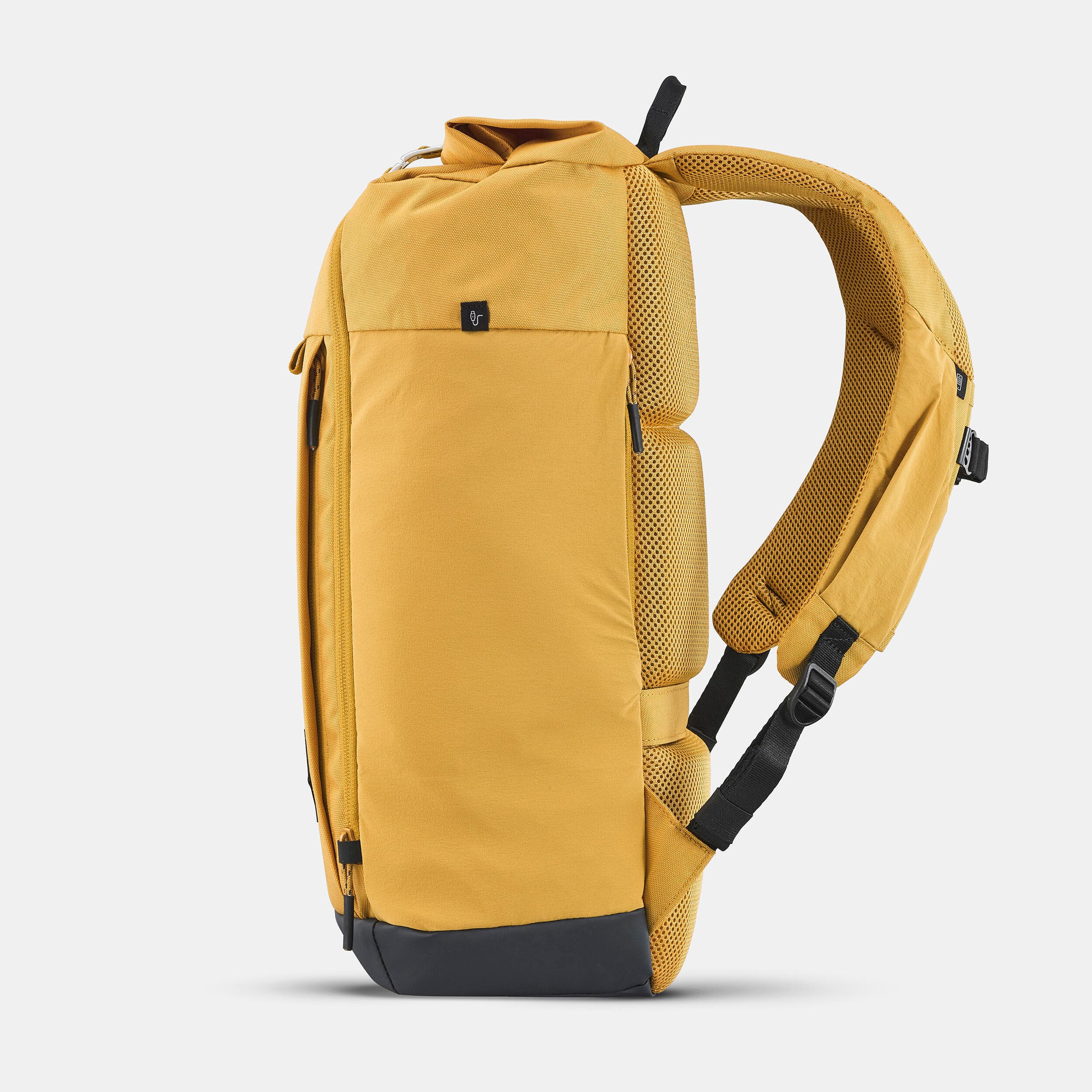 کوله پشتی کچوا – 23 لیتری – زرد- NH Escape 500 Rolltop — تصویر ۶