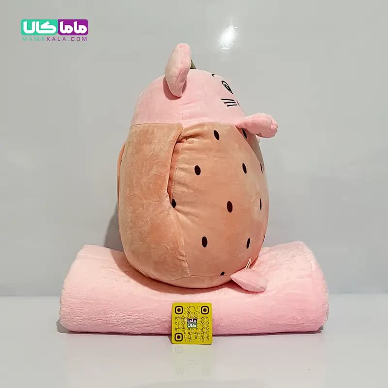 عروسک موش بالشتی پتودار + گرمکن دست مدل توت‌فرنگی 50 سانتیمتر — تصویر ۷