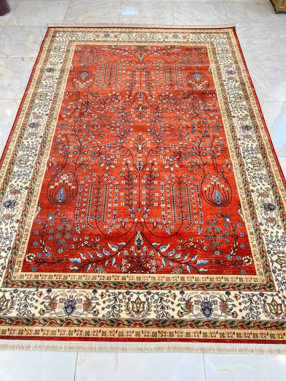 فرش سنتی کد 100352 لاکی 1000 شانه — تصویر ۴