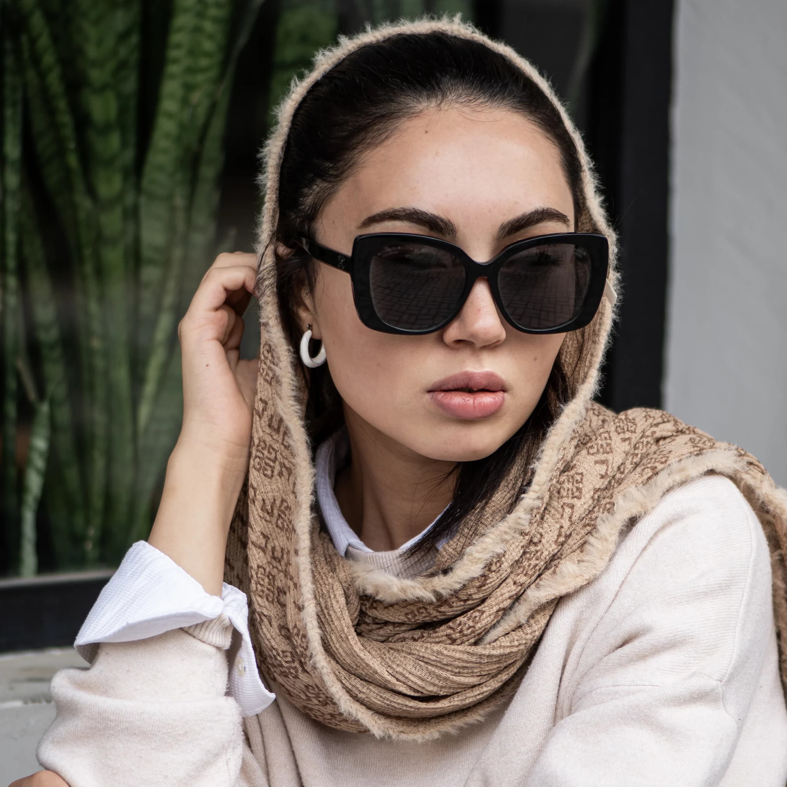 عینک آفتابی شنل 5422<br><span>Chanel 5422B</span> — تصویر ۲