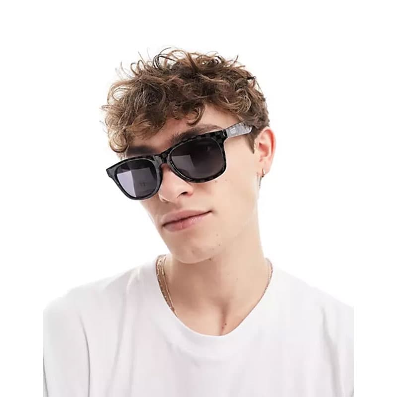 عینک آفتابی Vans مدل Spicoli طرح چهارخانه ای — تصویر ۴