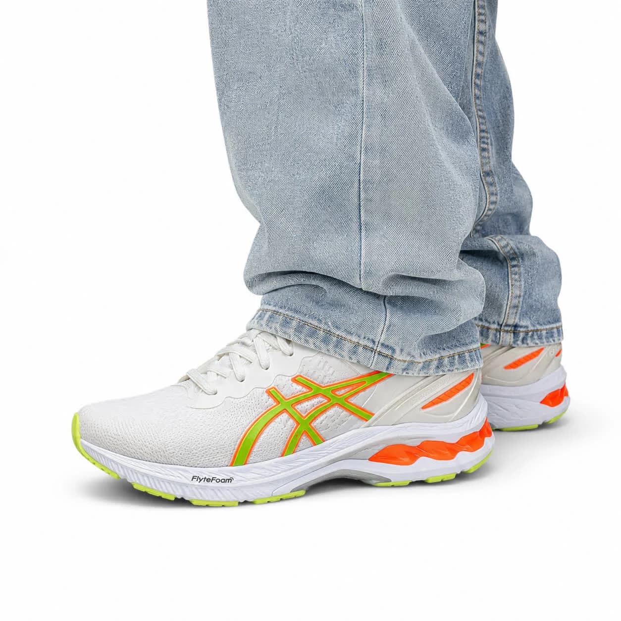 کتونی زنانه مدل اسیکس رانینگ سفید سبز Asics — تصویر ۵