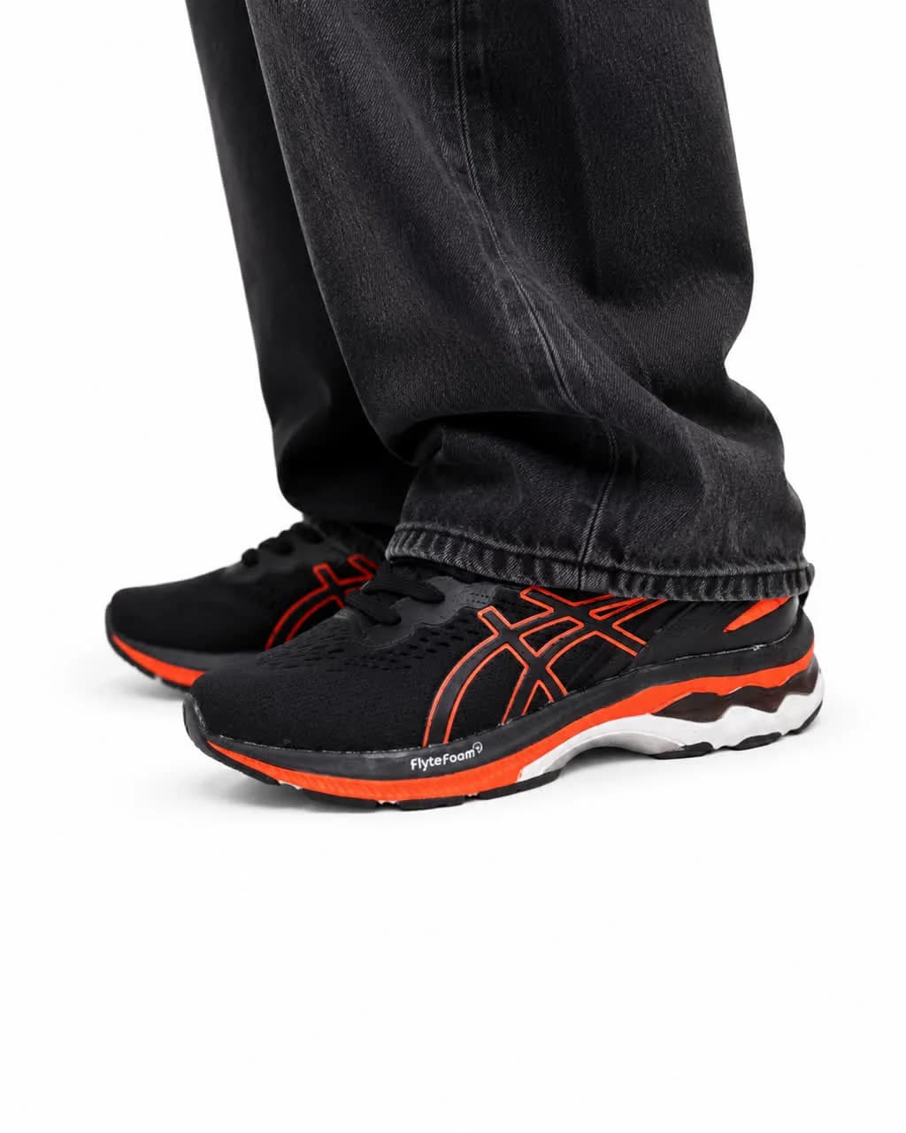 کتونی زنانه مدل اسیکس رانینگ مشکی نارنجی Asics — تصویر ۵