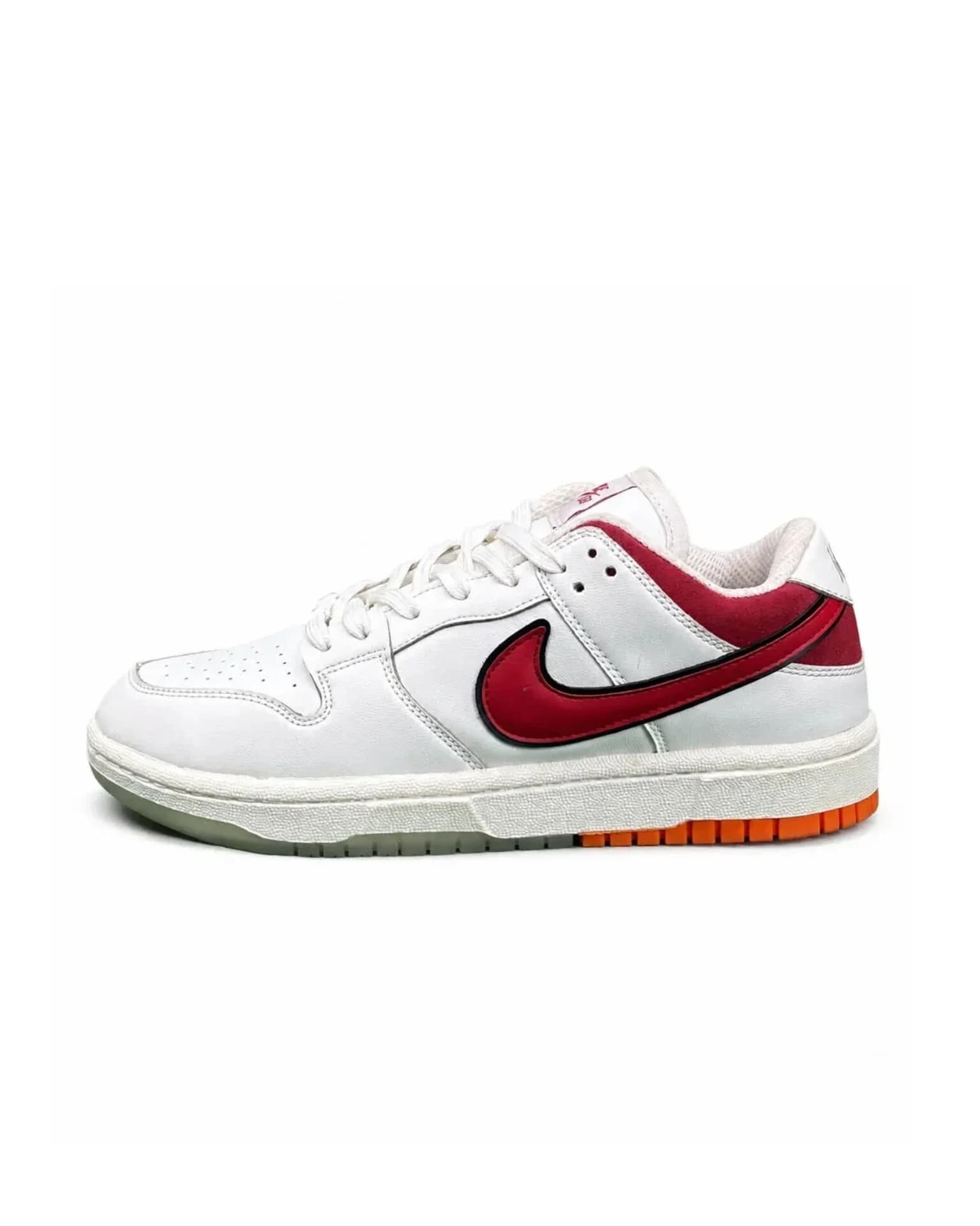 کفش کتانی مردانه نایک جردن SB سفید زیره قرمز Nike Jordan SB — تصویر ۶