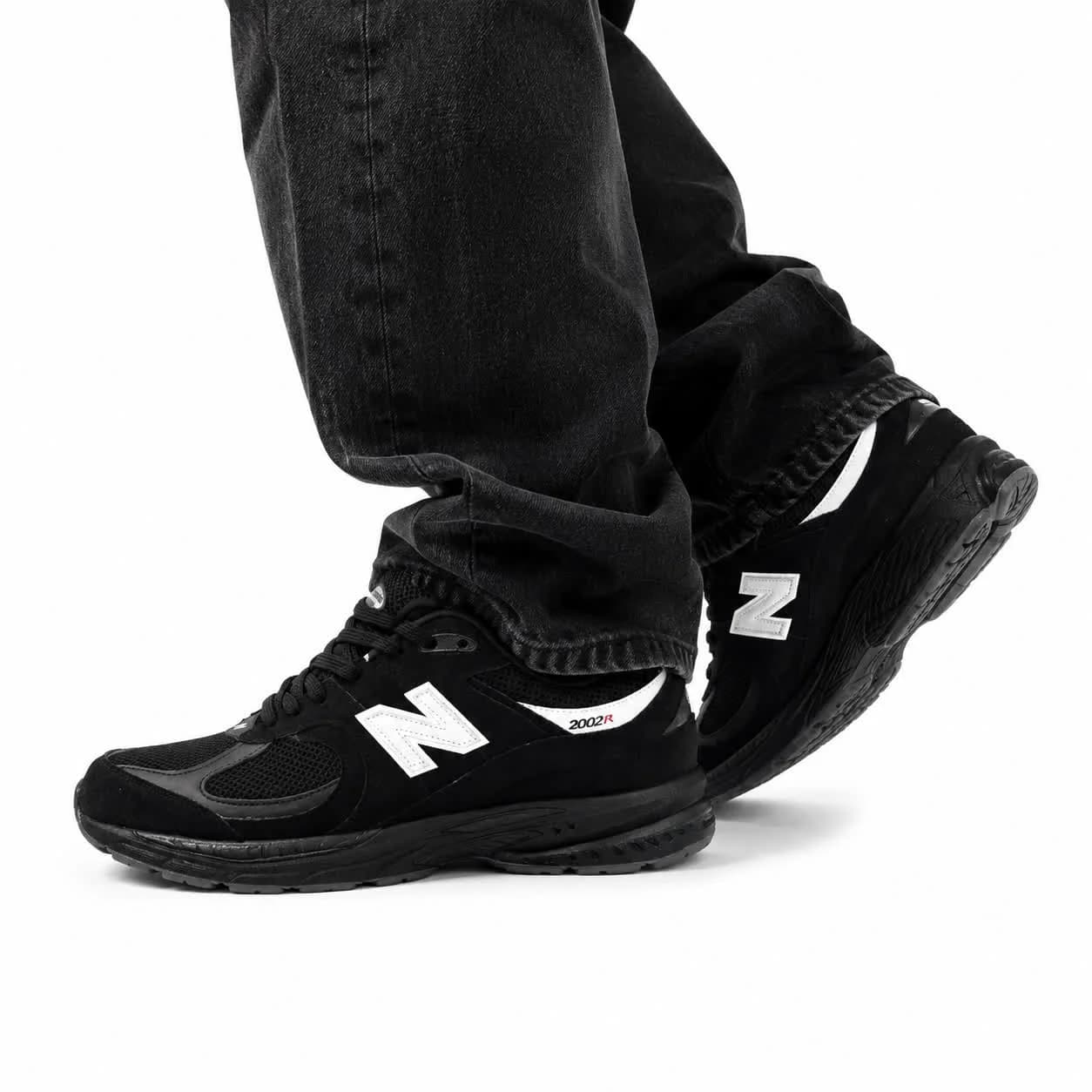 کتونی مردانه بزرگ پا مدل نیوبالانس 2002 مشکی New Balance — تصویر ۵