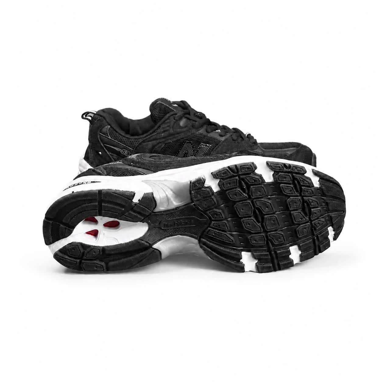 کتونی زنانه مدل نیوبالانس 530 مشکی سفید New Balance — تصویر ۴