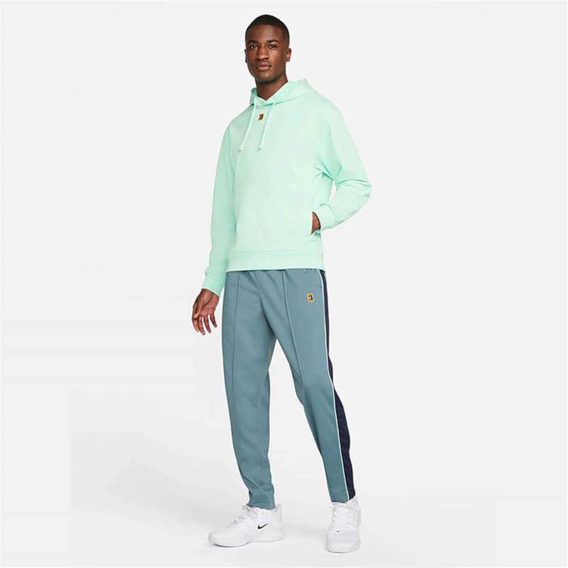 هودی مردانه نایک Nike Court Fleece – سبز روشن — تصویر ۳