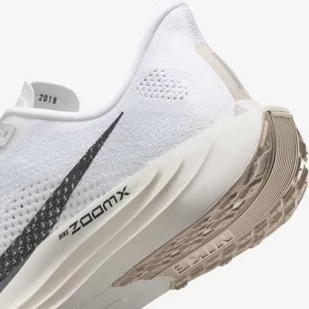 کفش نایکی مدل Nike Pegasus Plus سفید — تصویر ۴