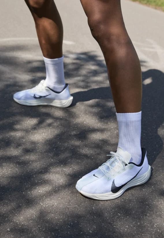 کفش نایکی مدل Nike Pegasus Plus سفید — تصویر ۳