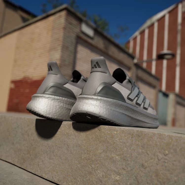 کفش کتانی آدیداس Ultraboost 5 اصل | Adidas Ultraboost — تصویر ۲