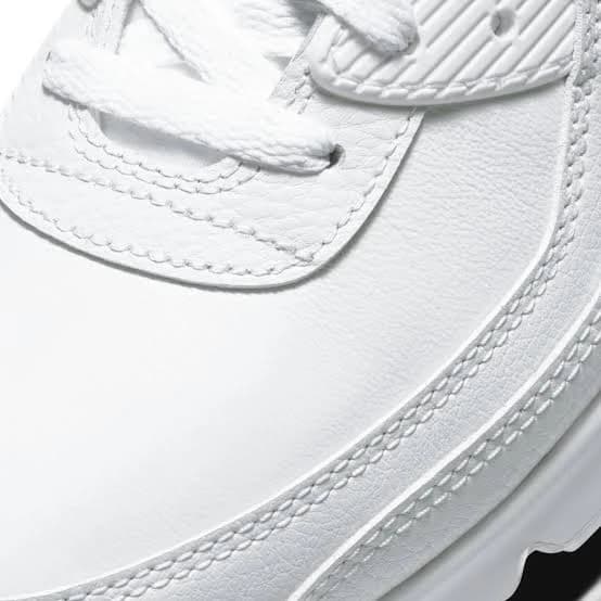 کفش نایک ایر مکس 90 مردانه و زنانه مدل Triple White — تصویر ۵