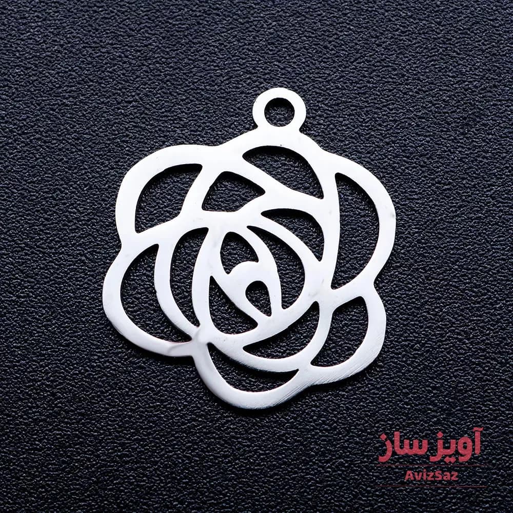 گردنبند گل رز کد 102142