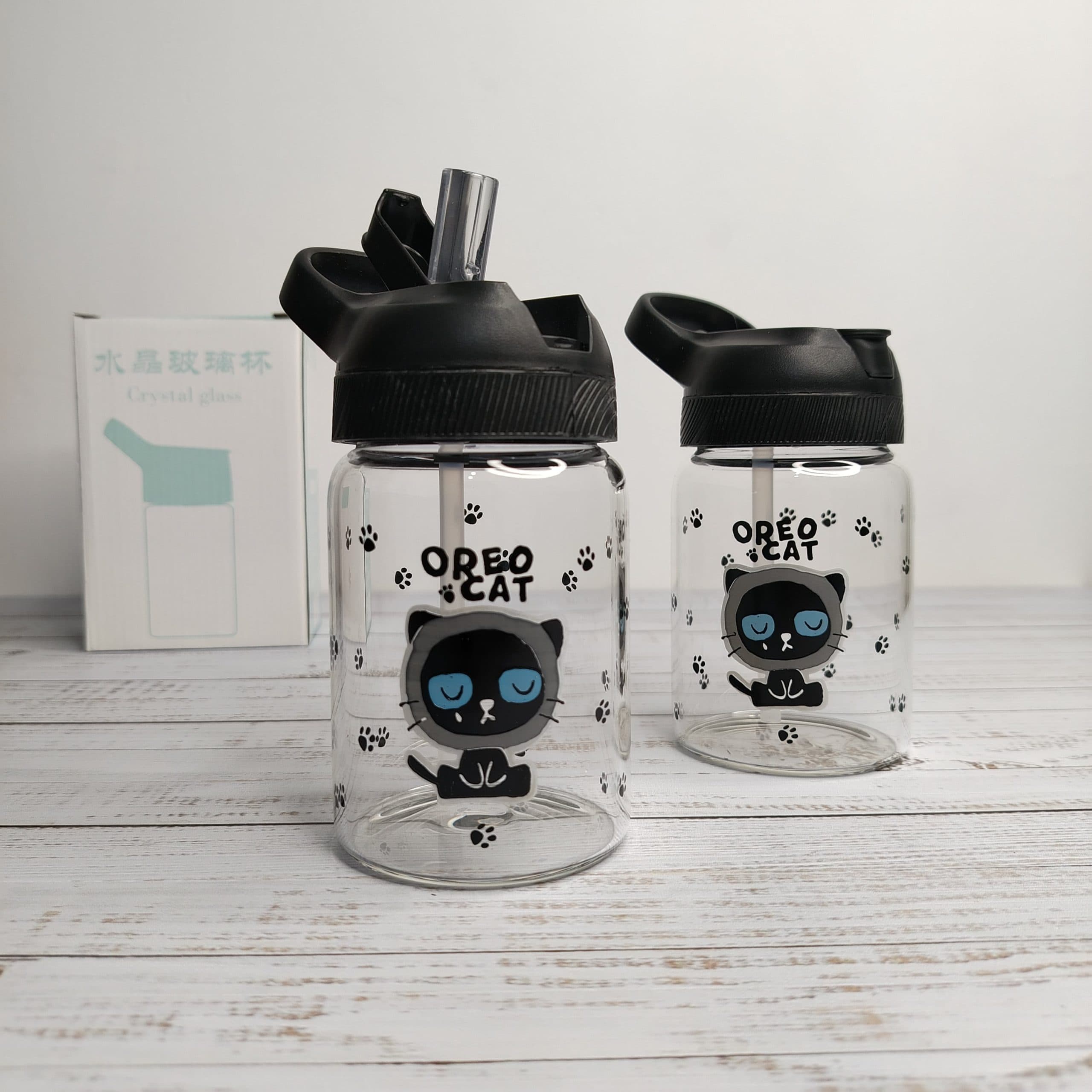 بطری شیشه‌ای نی دار فانتزی گربه | Oreo Cat — تصویر ۳