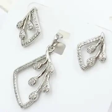 نیم ست گردنبند و گوشواره زنانه ژوپینگ xuping طرح جواهری خوشه ای ضد حساسیت رنگ ثابت کد amp
