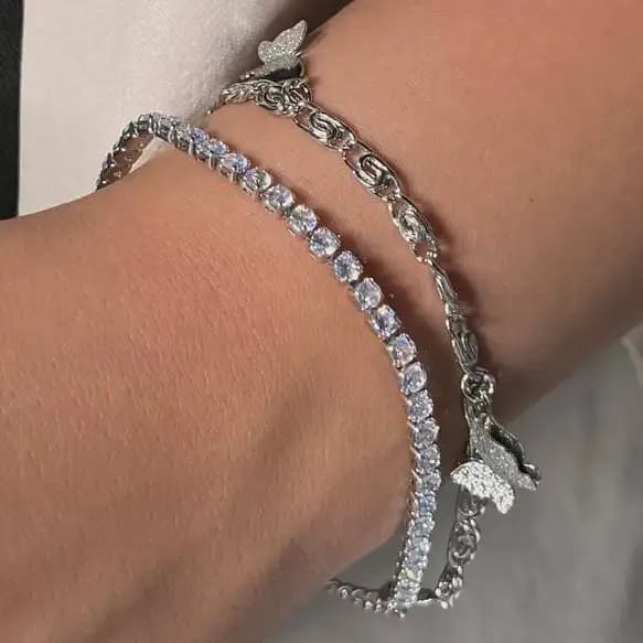 دستبند زنانه و دخترانه جواهری نگین تنیسی دولاین آویز پروانه ضد حساسیت رنگ ثابت سایز قابل تغییر کد atk