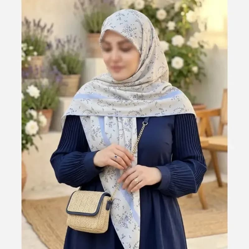 روسری نخ کاستوم طرح گندم قواره بزرگ 140 سانتیمتر زمینه کرم — تصویر ۵