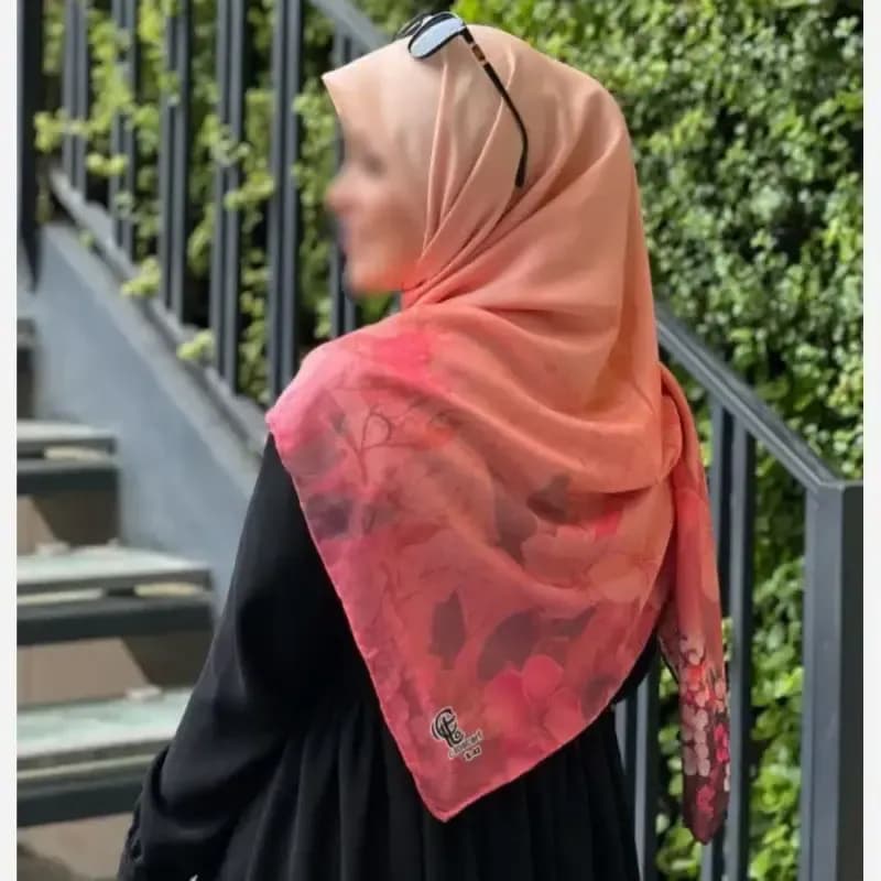 روسری نخ کاستوم طرح گوهر طیفی گلبهی بانوان — تصویر ۹