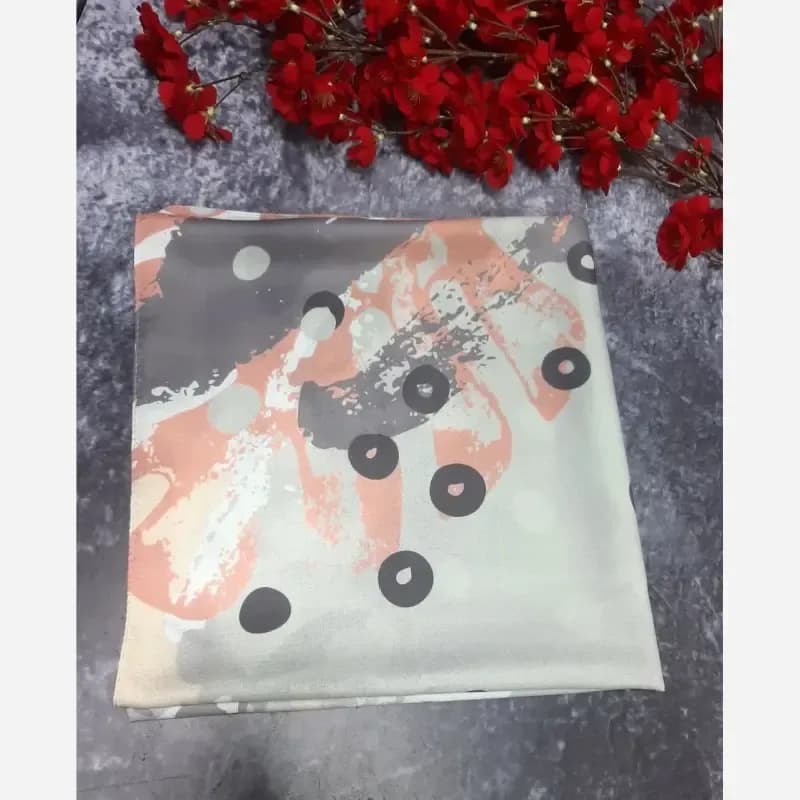 روسری نخ کاستوم طرح کژال قواره بزرگ 140×140 دور چرخ دوز — تصویر ۵