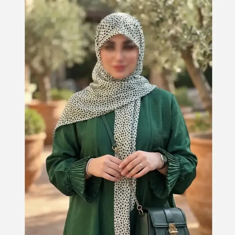 روسری مجلسی طرح سپید قواره 140 نخ کاستوم دور چرخ دوز بدون لیز خوردگی — تصویر ۶