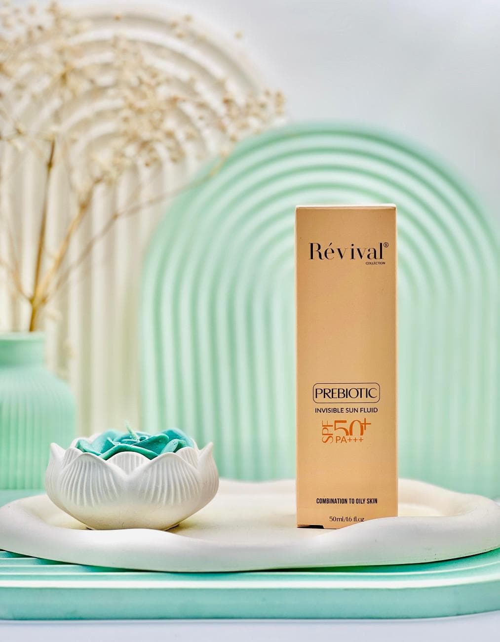 فلوئید ضدآفتاب spf+50 پوست چرب رویوال 50 میلی لیتر