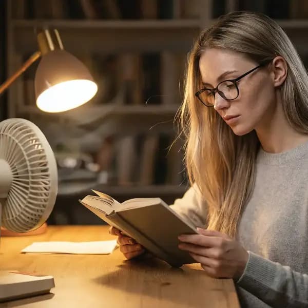 پنکه رومیزی قابلحمل پرودو مدل Porodo Lifestyle Chillo Portable Desk Fan with Oscillating Function & Indicator Lights — تصویر ۶