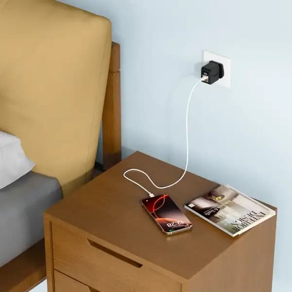 شارژر دیواری 45 وات پرودو مدل Porodo Quantum GaN 45W Multi-Port Charger with Digital Display — تصویر ۳
