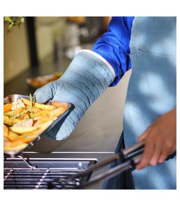 دستکش فر ساق بلند ایکیا، مدل GRILLTIDER، فیروزه ای، 33 سانتی متر — تصویر ۳