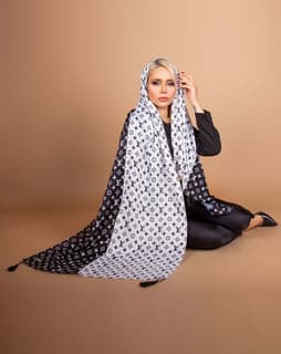شال نخی دو رنگ سفید و مشکی برند لویی ویتون (LV) منگوله دار کد SE531