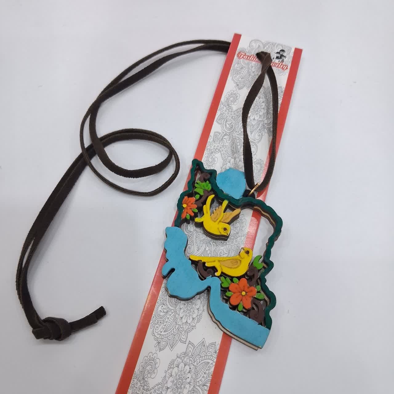 گردن آویز چوبی ایران