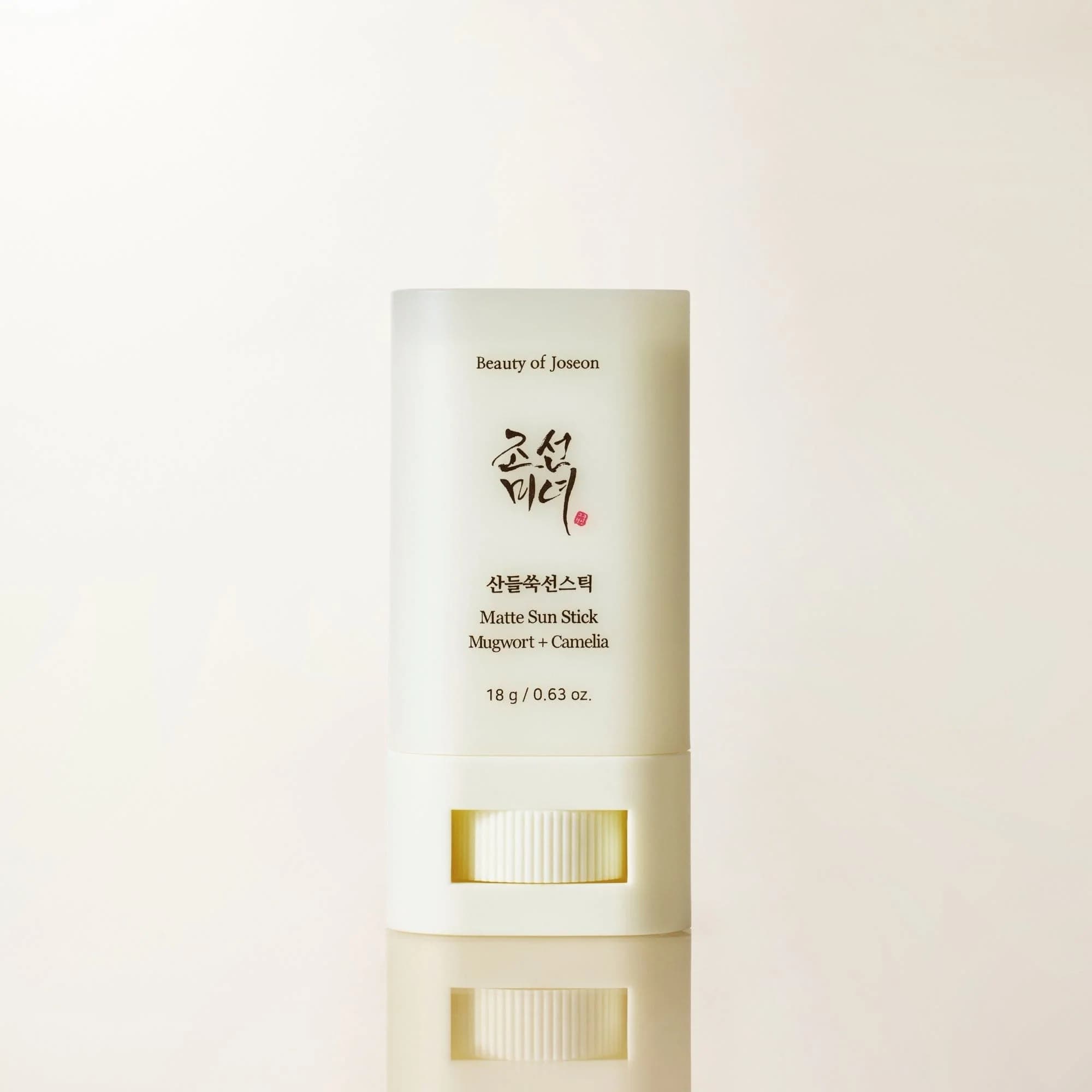 سان استیک بیوتی آف جوسان مدل Matte Sun Stick Mugwort + Camelia حجم 18 گرم