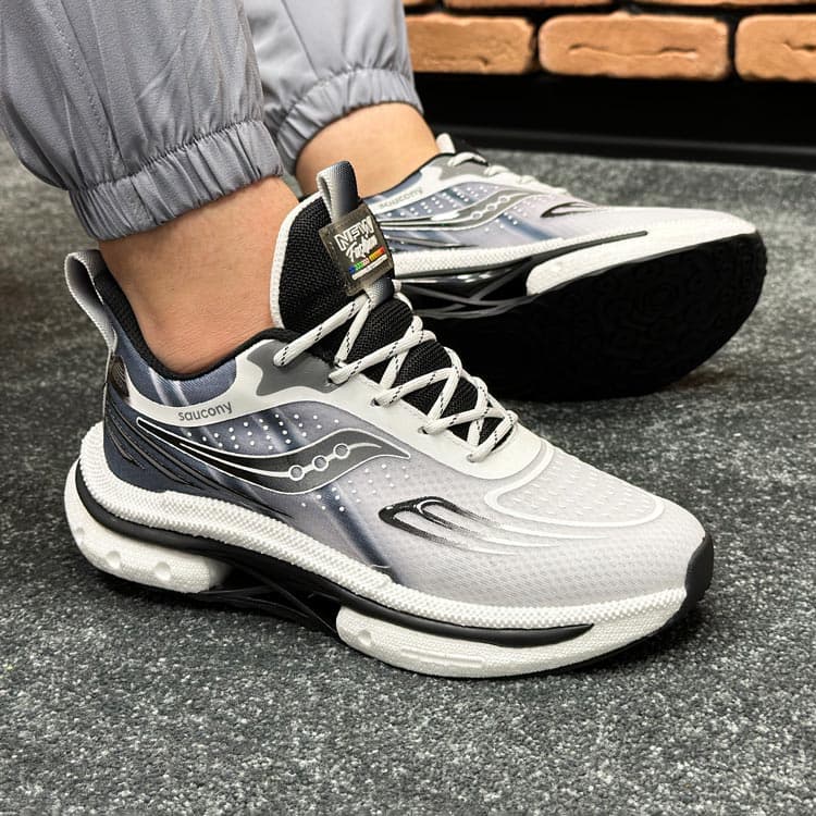 کتونی مردانه اسپرت رانینگ مدل ساکونی Saucony رنگ سفید مشکی کد 14220