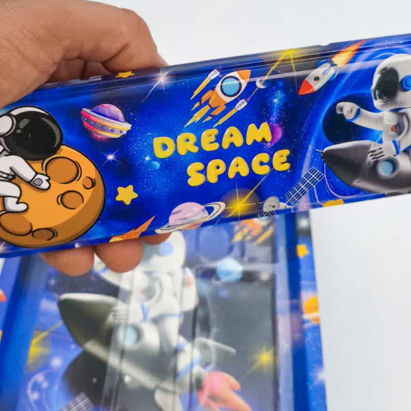 بسته لوازم تحریر مدل Dream space طرح فضانورد مجموعه 7 عددی — تصویر ۲