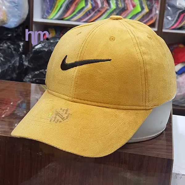 کلاه مخمل گلدوزی Nike — تصویر ۲