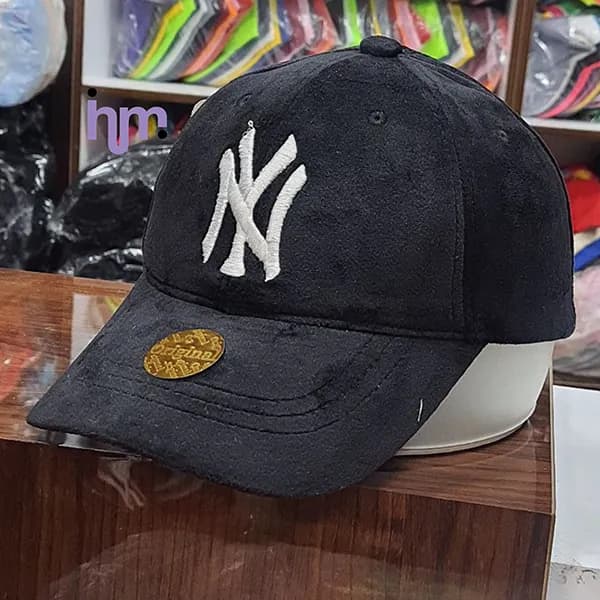 کلاه مخمل گلدوزی NY