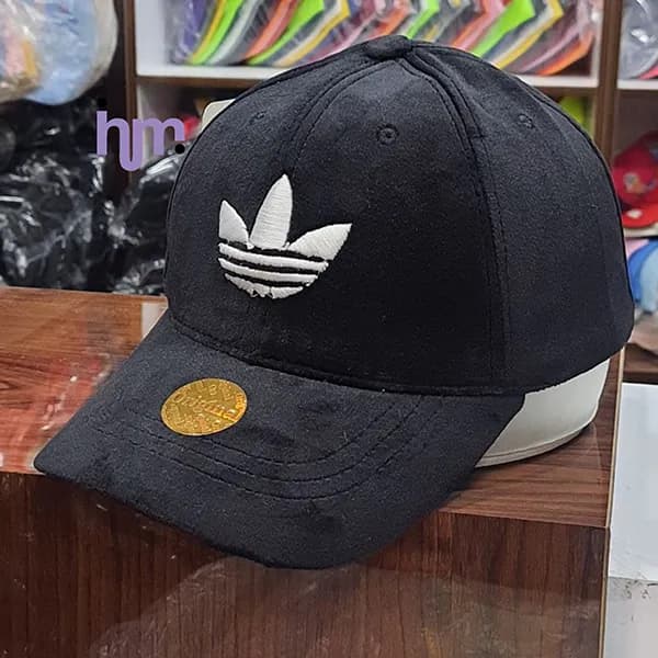 کلاه مخمل گلدوزی Adidas — تصویر ۲