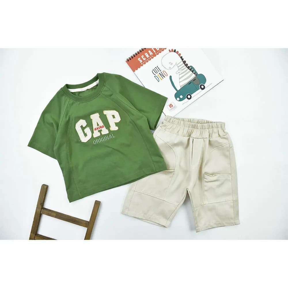 ست تیشرت و شلوارک پسرانه GAP طرح باکسی جنس پنبه و کتان — تصویر ۴