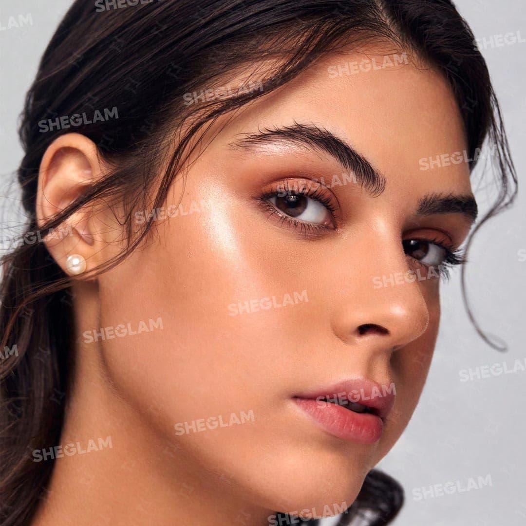 هایلایتر مدادی شیگلم مدل Eternal Beauty رنگ Starlight — تصویر ۳