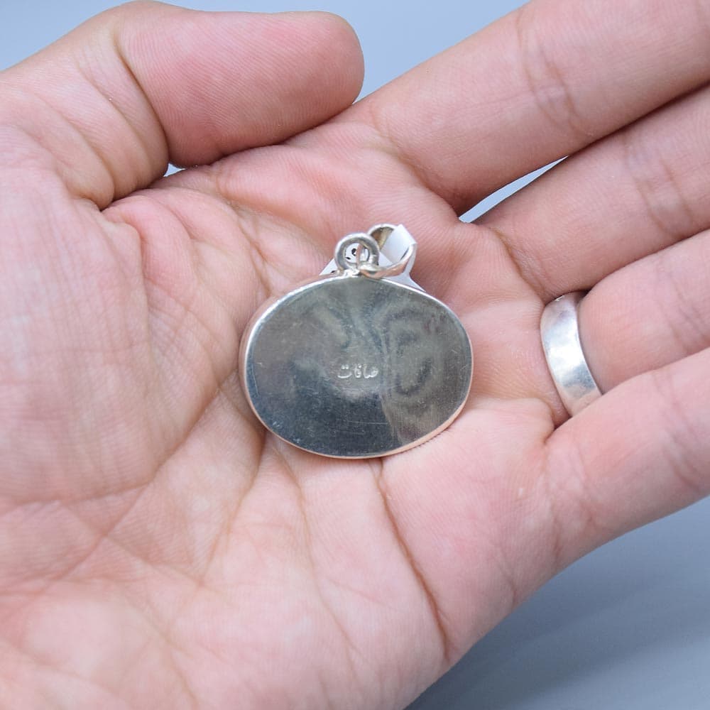 گردن آویز خطی “سوره الرحمن و سوره جن” عقیق «کد 5811» — تصویر ۳
