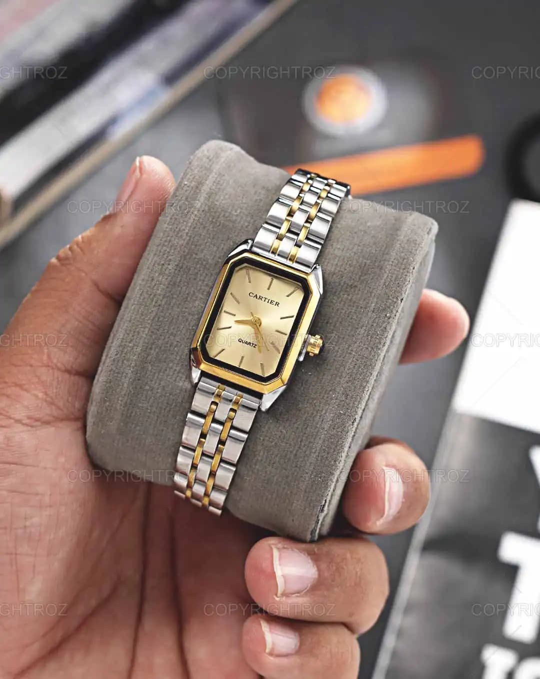 ساعت مچی زنانه کارتیه CARTIER مدل 1748 — تصویر ۶