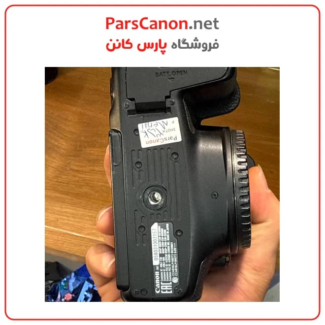 دوربین دست دوم کانن Canon EOS 77D — تصویر ۳