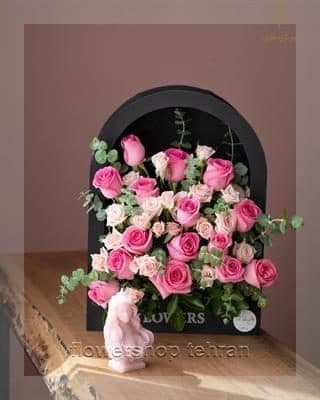 گلفروشی نزدیک بانک پاسارگاد سر چهارراه صدف