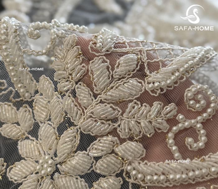 رومیزی رانر پاشا طرح لوتوس منجوق و مروارید — تصویر ۲
