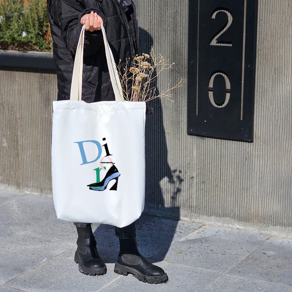 توت بگ پارچه ای دیور (Dior) — تصویر ۵