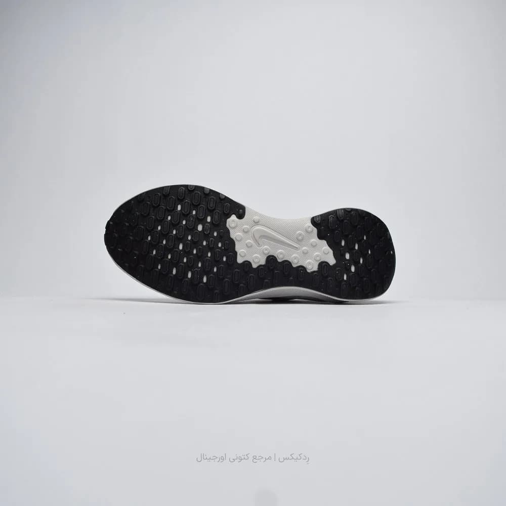 کتونی Nike مدل Revolution 7 – FB2207-102 — تصویر ۳