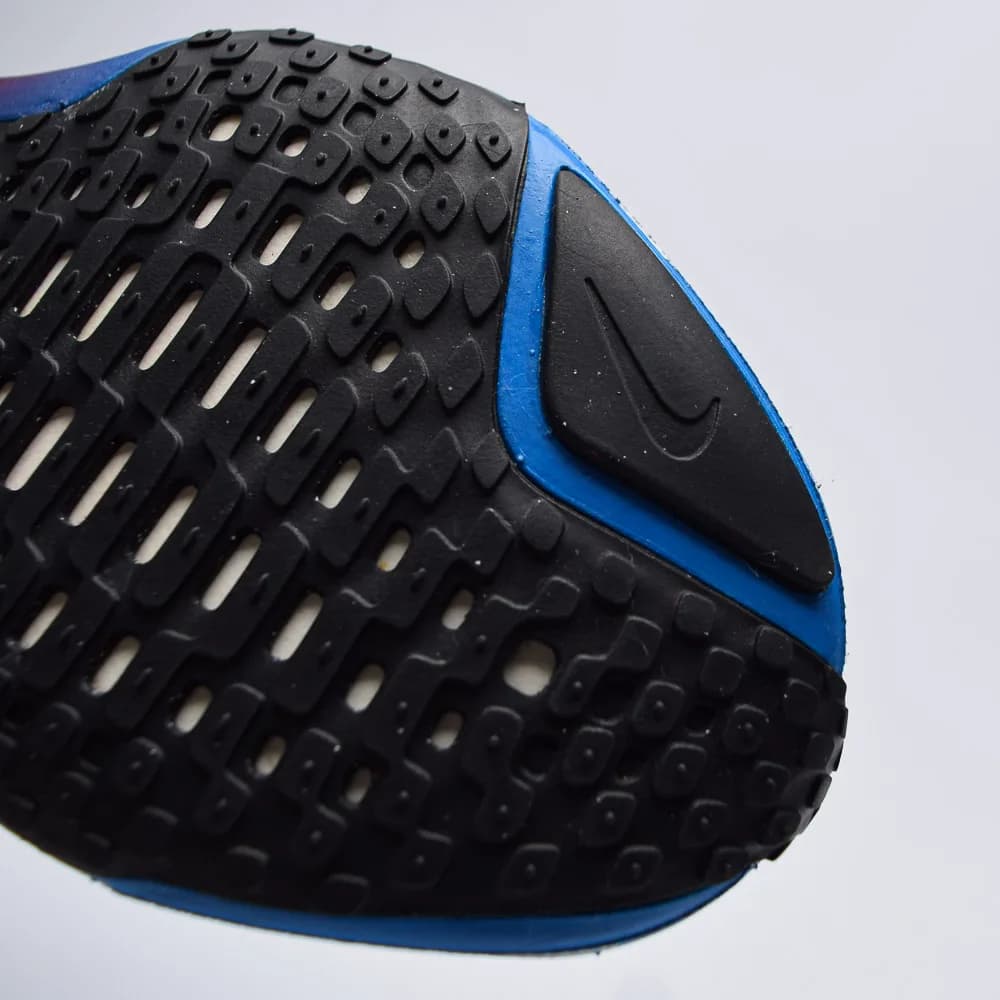 کتونی Nike مدل ZoomX Invincible Run FK 3 – FJ3889-100 — تصویر ۵